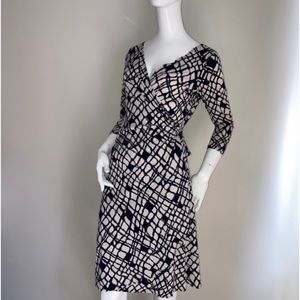 London Times  Geometric Print Wrap Dress 8